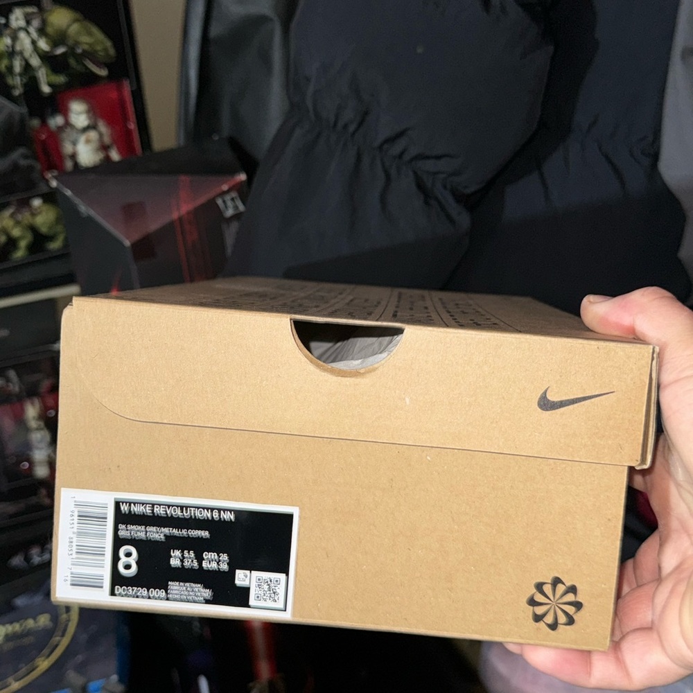 Empty Nike boxes - Picture 4 of 7